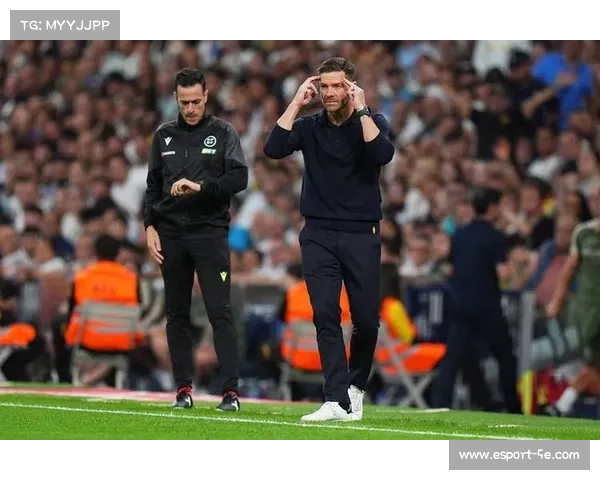 皇马更衣室矛盾曝光,球员对战术部署存分歧 皇马更衣室矛盾曝光,球员对战术部署存分歧